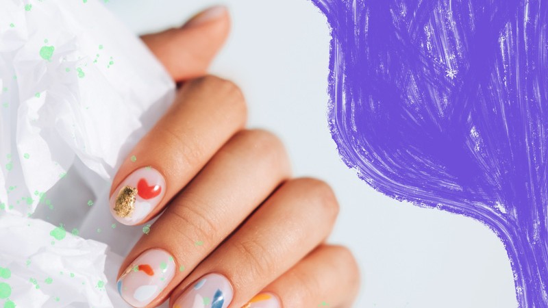 Nyári körmök: 8 manikűr-trend 2021 nyarán
