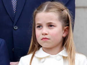 Sarolta hercegnő 8 éves lett, édes születésnapi portré készült róla