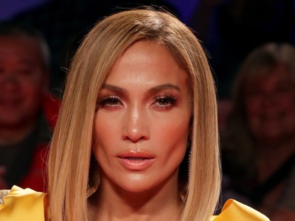 Jennifer Lopez ruhája most rettentes