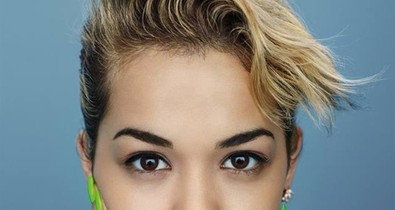 A Rimmel London és Rita Ora együttműködik a márka exkluzív, limitált kiadású termékkollekciójának kifejlesztésében