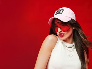 Ajándékkártyát ad az első 50 vásárlónak a megújult HalfPrice Mammut üzlet