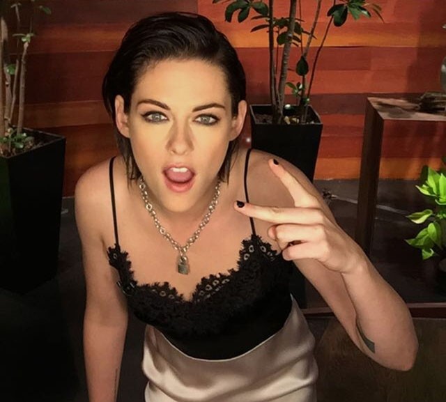 kristen stewart, hajszín, szőke, hajszínváltás, hajfestét, frizura