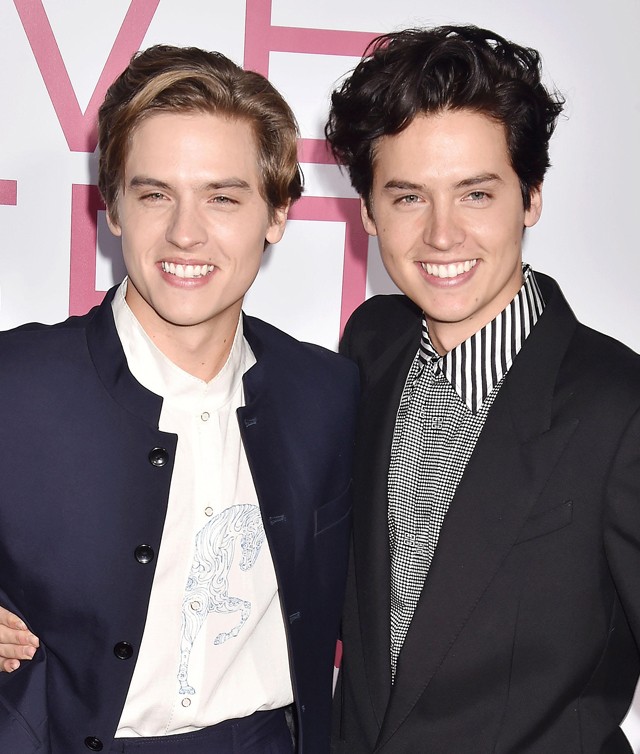 10 híresség, aki továbbtanult a sztárság ellenére