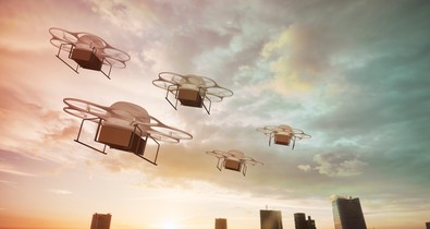A jövő itt van: a drónos házhozszállítás lehetőségeit teszteli a Dodo és a Rossmann