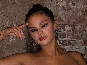 Selena Gomez így próbál meg visszavágni a D&G tervezőjének?