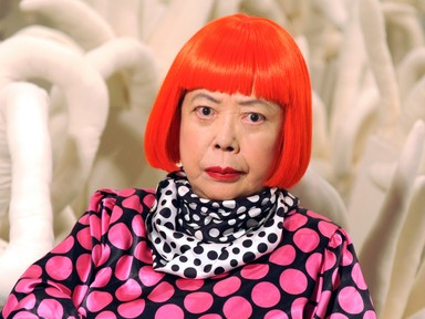 Meghalt Yayoi Kusama: 97 évesen hunyt el a pöttyök királynője
