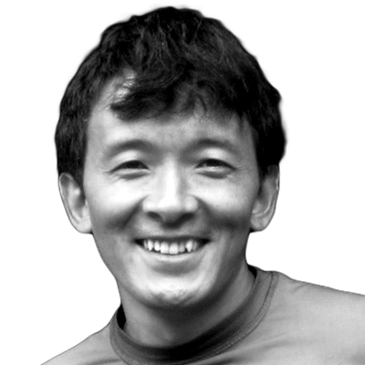 Huszonkétszer mászta meg a világ legmagasabb csúcsát, Budapesten ad elő a híres hegymászó