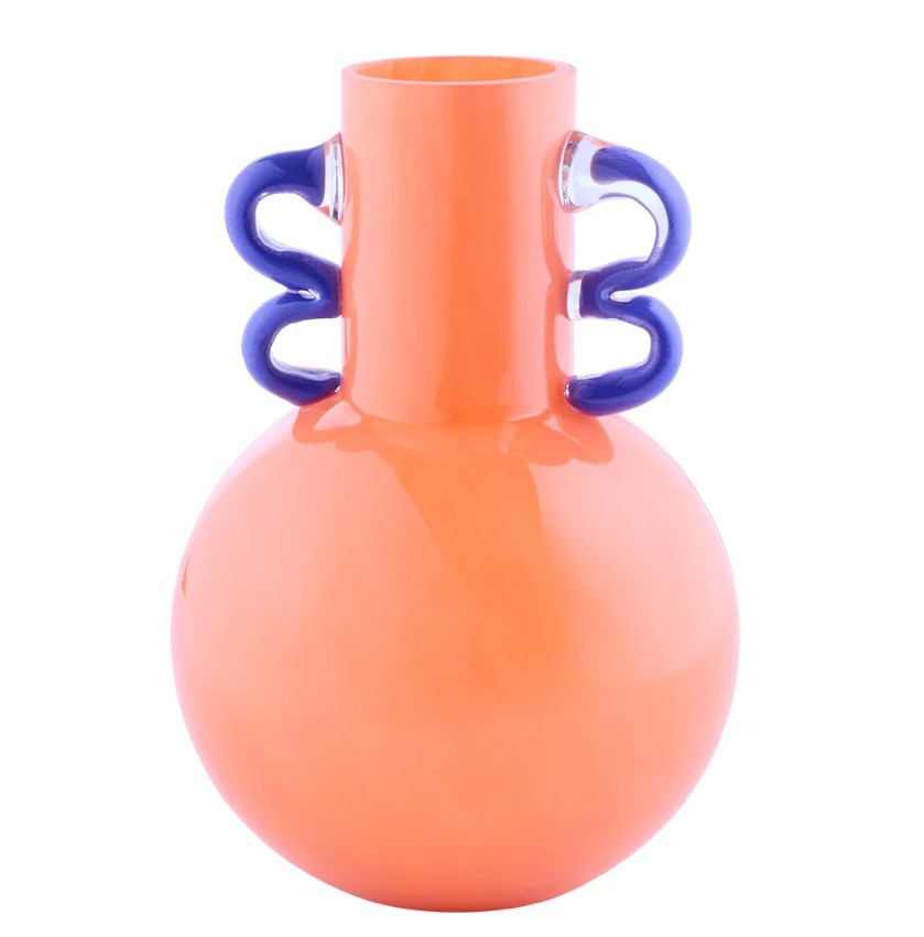 Váza BUTLERS 7990 Ft 20% kedvezmény a GLAMOUR-napokon