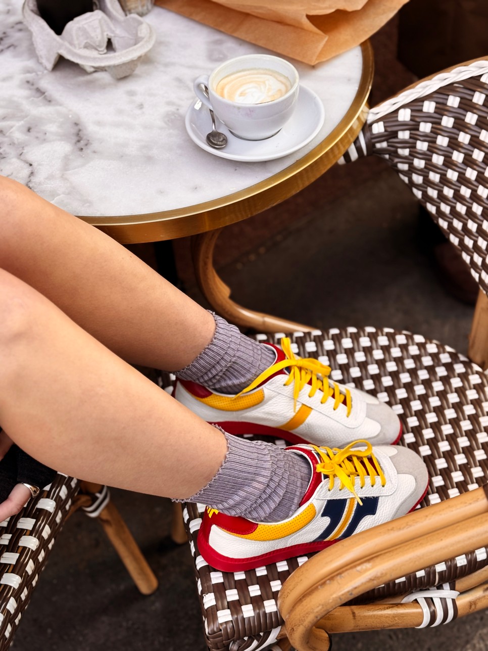 Vedd meg a Lidl x Tisza limitált sneakerét – stílus, frissesség és magyar ikon egy cipőben!