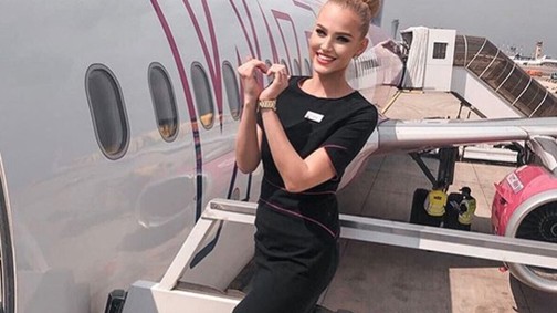 A Wizz Air légiutas-kísérője mindent elmesélt munkájáról videós interjúnkban