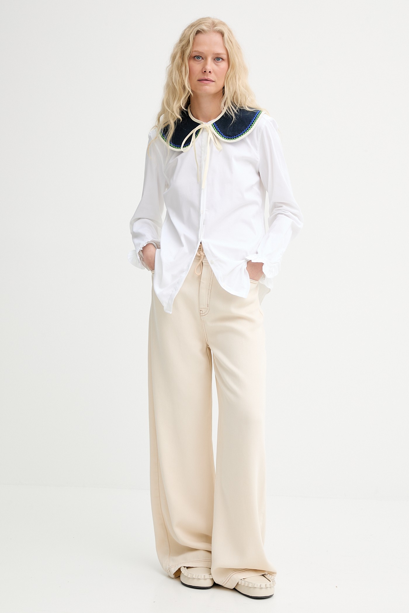 Selejtből statement – a régi farmerek új életre kelnek az Answear × INTU kollekcióban. Ez nemcsak divat, ez egy szemléletváltás.