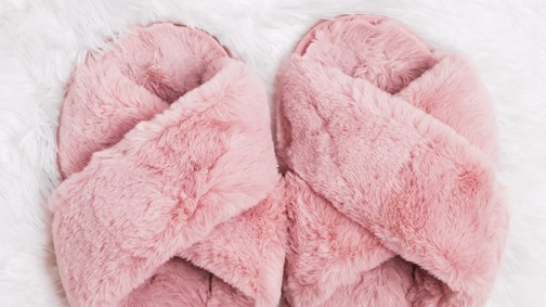 Ezekre a bundás papucsokra neked is szükséged van