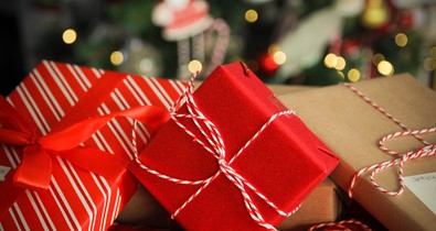 Így csökkentheted csomagjaid környezetterhelését a karácsonyi időszakban