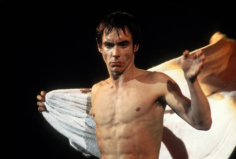 Őrült és dögös: 7 érdekesség a Budapesten koncertező Iggy Popról!