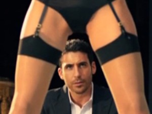 Szexi fehérneműk, forróság - érzéki filmmel debütált Penélope Cruz