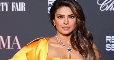 Priyanka Chopra igazi hercegnőként ragyogott a vörös szőnyegen