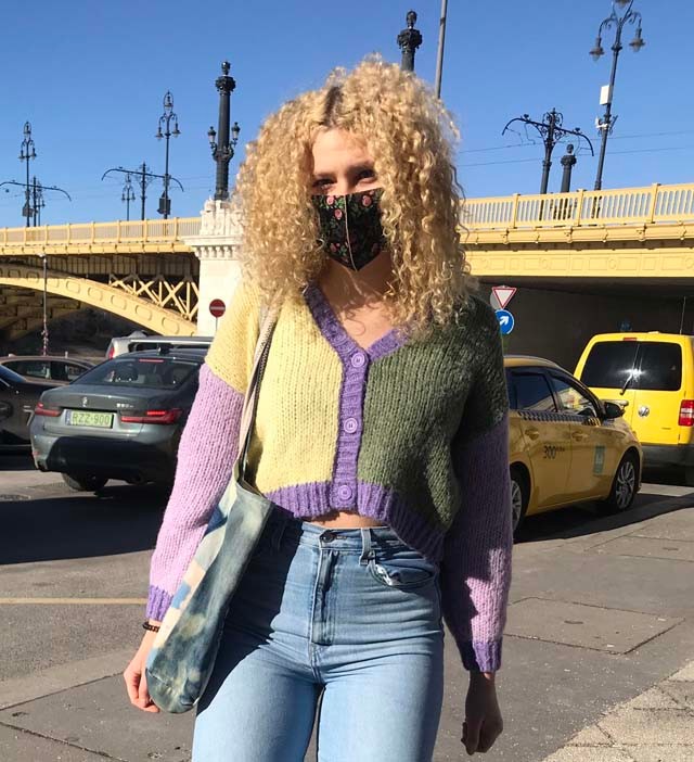 Végh Dóri egy jókedvű, tavaszváró összeállításssal indítja a hetet