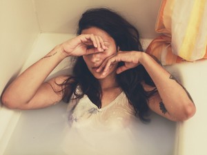 Hogyan tudsz támogatni valakit, aki mentális zavarral küzd vagy öngyilkosságot fontolgat?