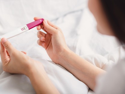 7 dolog, amit minden húszas éveiben járó nőnek tudnia kell a teherbe esésről