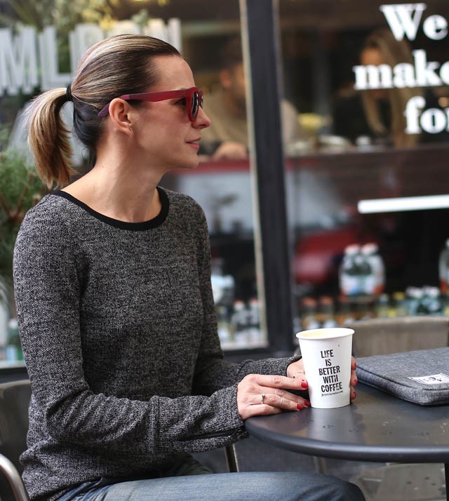 kárpáti krisztina, divatmarketing, gardróbnapló, kávé