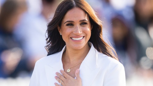 Videó: Meghan Markle ezüstben ragyog és táncol Beyoncé koncertjén