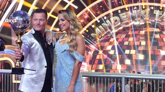 Ezt nem láttuk jönni: ők a Dancing with the Stars kieső párja, pedig a zsűri kedvencei voltak