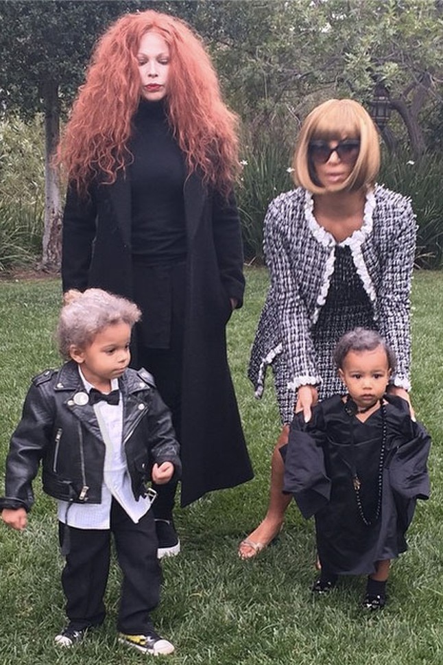 Ez óriási! Kim Kardashian Anna Wintour, North West André Leon Talley, míg Joyce Bonelli Grace Coddington, a fia pedig Karl Lagerfeld.