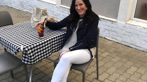 Letisztultság: ez Janicsák Veca stílusának jellemzője