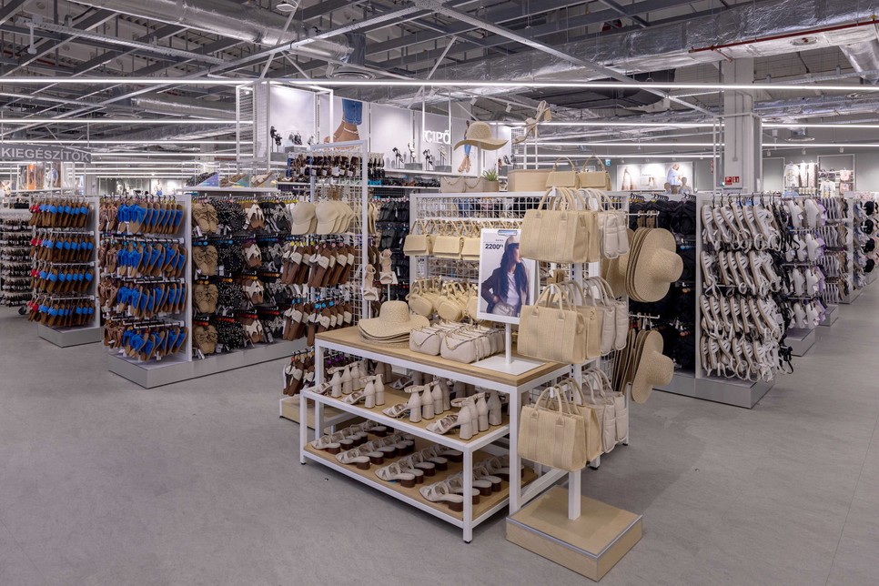 A Primark magyarországi üzletében az Arena Mall-ban az egész család talál ruhát magának