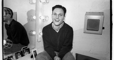 Hollywood egykori főgonosza új szerepben: Sztáredzőt és Amerikát megmentő kutatót alakít Tony Goldwyn - Interjú