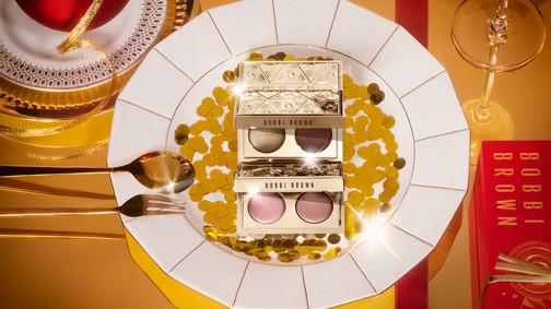 Jó gyönyörködést: itt vannak az év legszebb karácsonyi sminkszettjei