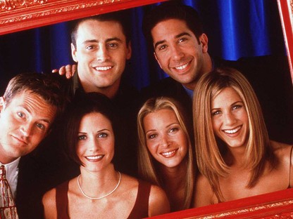 Miért a világ egyik legsikeresebb sorozata a mai napig a Jóbarátok? A 90-es évek sitcomjáról szóló könyv igazi rajongóknak való