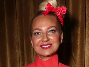 Sia kifizet mindent, csak azt kéri, engedjék be a szállodákba a hajléktalanokat