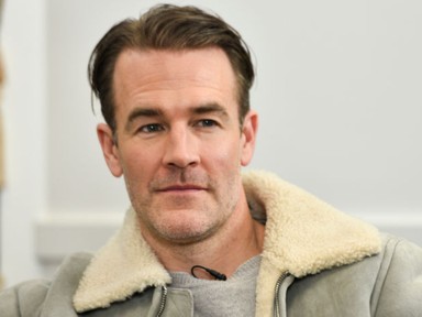 Megszólalt James Van Der Beek özvegye, megható soraiba beleszakad a szíved