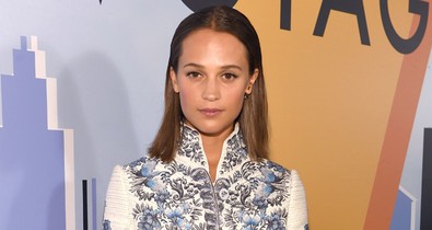 Alicia Vikander először mutatta meg a jegygyűrűjét