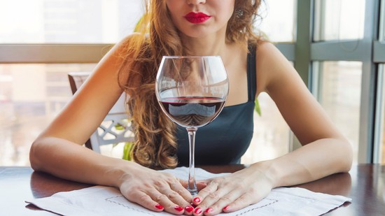 7 hónapja nem iszom alkoholt: ezekre a változásokra számíthatsz, ha úgy döntesz, belevágsz