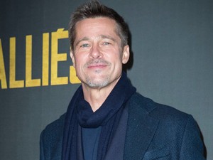 Brad Pitt újra szerelmes? Hollywood legdögösebb szőkeségét választja Angelina Jolie után