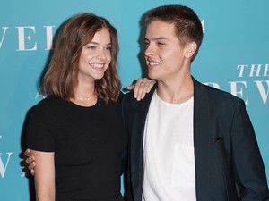 Óriási: Palvin Barbi és Dylan Sprouse idei jelmeze is fantasztikus