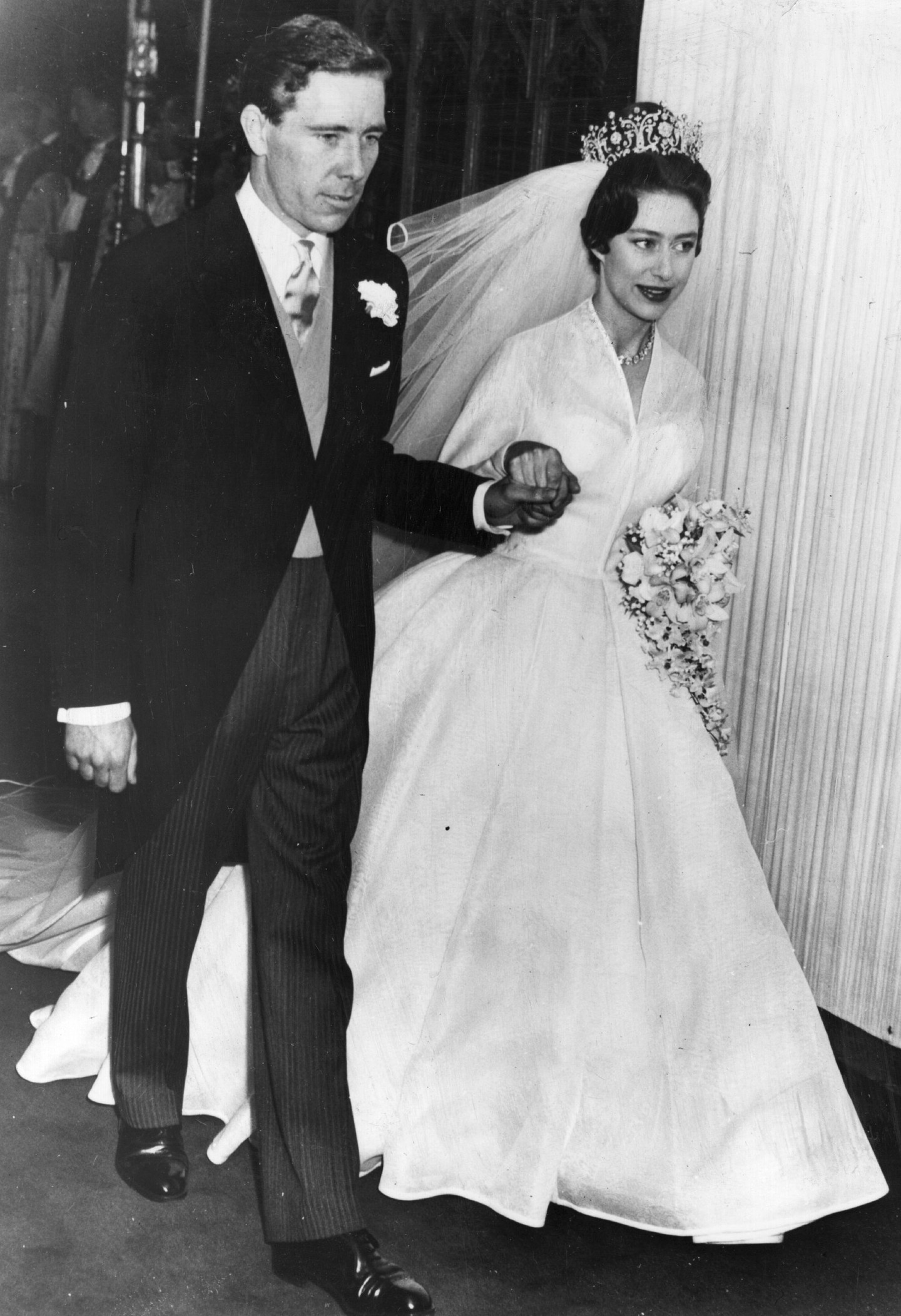 Margit hercegnő és a fotós Antony Armstrong-Jones 1960. május 6-án házasodtak össze a Westminster-apátságban. Történelmet írtak azzal, hogy ők voltak az első brit királyi pár, akiknek esküvőjét televízióban közvetítették, a BBC adatai szerint az eseményt világszerte 300 millióan nézték.