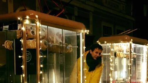 Budapesti mese: fényvillamos, finomság és szuvenír