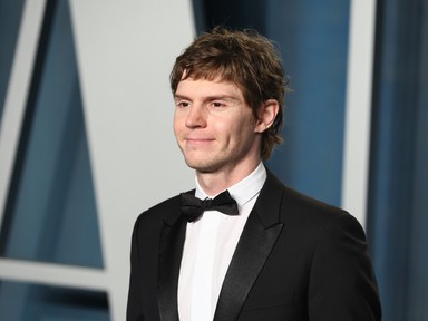 A való életben kötögető édes srác Evan Peters, Jeffrey Dahmer-sztori színésze