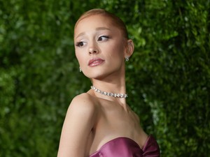 Élete legrosszabb időszakáról vallott Ariana Grande: „Sötét idők voltak”