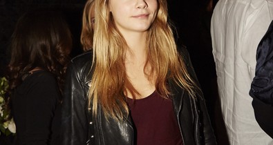 Bevetésen a partikirálynő, Cara Delevingne
