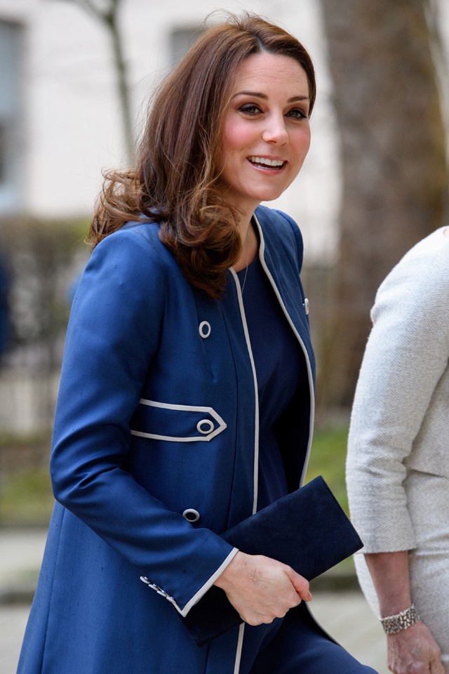 Kate Middleton terhes