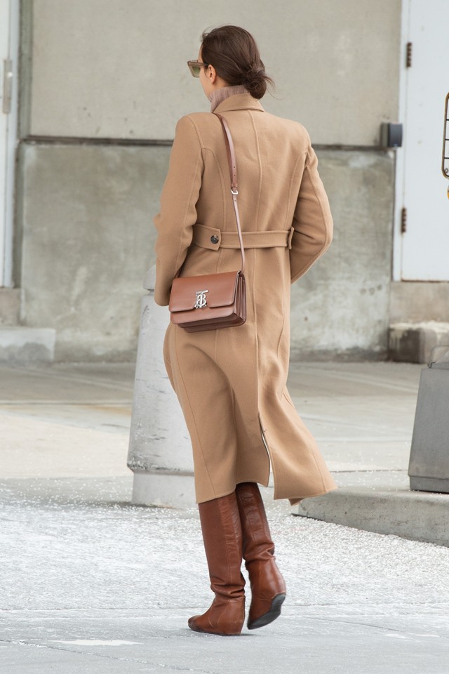 Irina Shayk Burberry