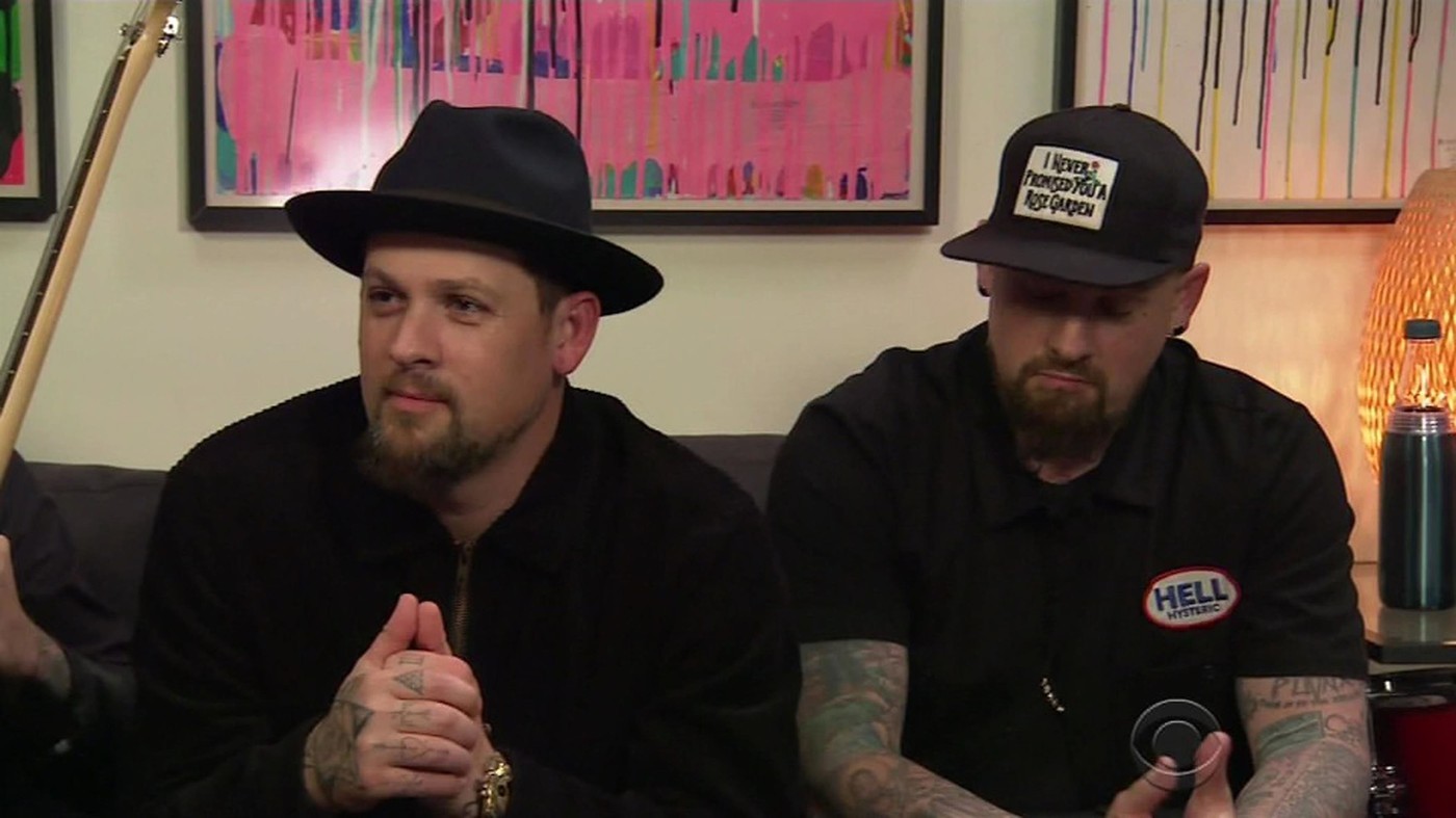 Joel és Benji Madden 2018 szeptemberében a The Late Late Show vendégeiként bukkantak fel – ezúttal nem a színpadon, hanem egy poénos műsorjelenetben Dr. Phil oldalán.