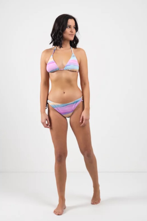 CYGNUS WAVES Női bikini szett 17999 Ft a Hervis üzleteiben, GLAMOUR kuponnal, 30% kedvezménnyel 12599,3 Ft.