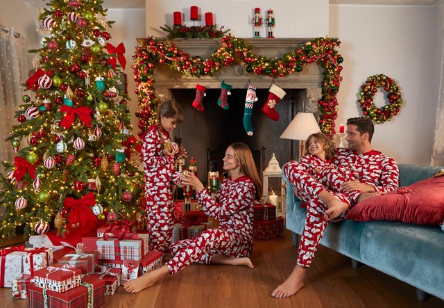 Kedvenc mesefiguráid köszönnek vissza a Tezenis karácsonyi kollekciójában