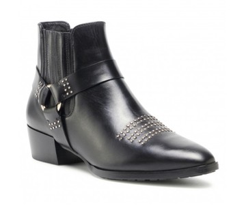 Szegecses, bőr HÖGL 48 995 Ft