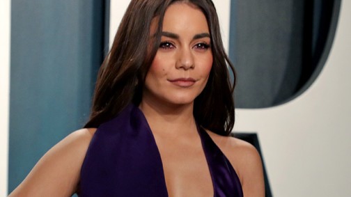 Vanessa Hudgens egy komplett koreográfiát is lenyomott ruhájával